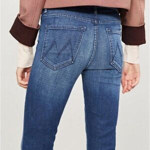 MOTHER The Insider Crop Denim Blue Jeans Stretchy Size 26 Casual Luxury Mid Rise